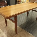 772 1116 COFFEE TABLE